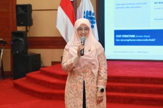 Kemnaker Bekali Penyandang Disabilitas Keterampilan Membuat Jus Sehat